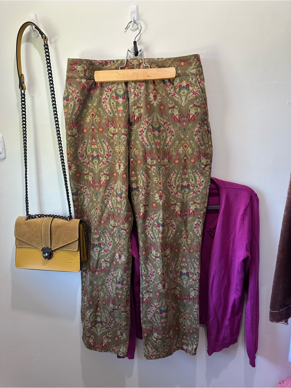 Liz Claiborne Olive Brocade Straight Leg Pants with Floral Motif